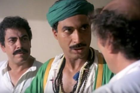 أحمد زكي في فيلم البيضة والحجر