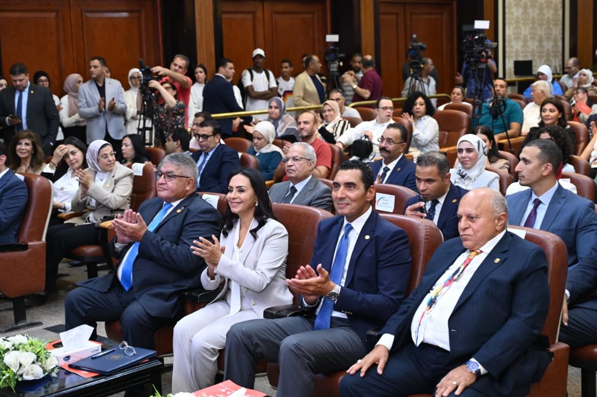 وزيرا الرياضة والتضامن يشهدان المؤتمر الصحفي للألعاب الإقليمية العاشرة للأولمبياد الخاص