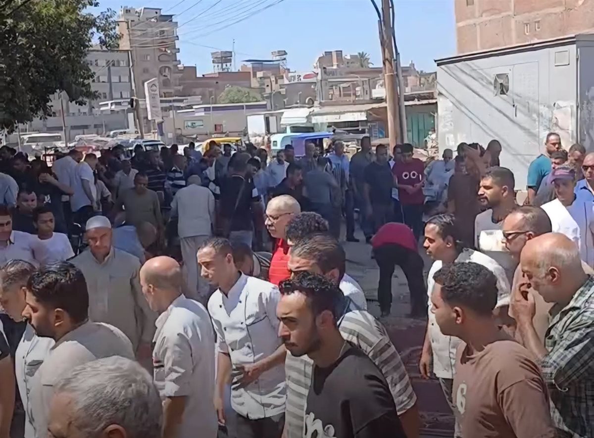 أهالي طنطا يشيعون جثمان ضحية الغدر، فيتو