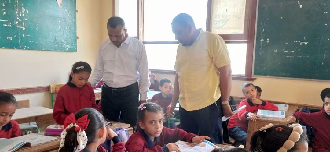 مدير إدارة أبو تشت في جولة ميدانية، فيتو
