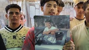 <strong>أقرباء الشربيني عماد ــ ضحية الغدر داخل مزرعة المانجو في وادي النطرون </strong>