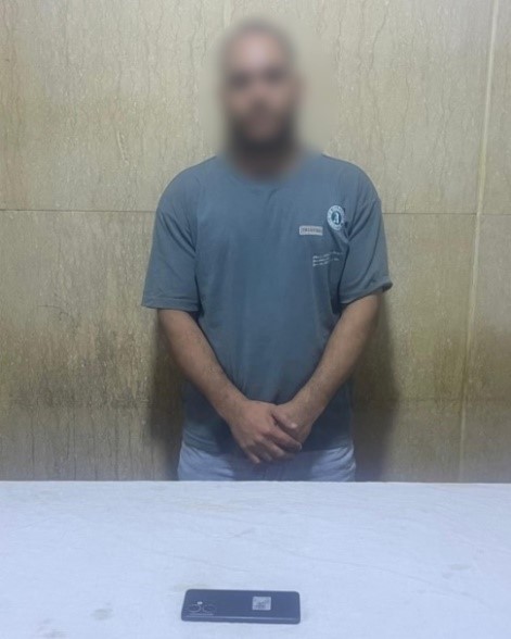 ضبط متهمًا بالترويج لأدوية ومنشطات مجهولة المصدر عبر صفحات التواصل