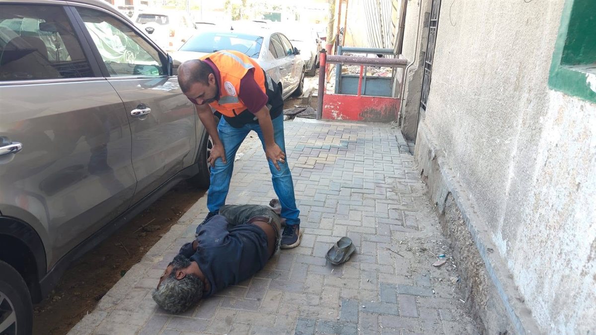 مديرية التضامن بسوهاج تهيب بالمواطنين الإبلاغ عن أي حالة بلا مأوى، فيتو