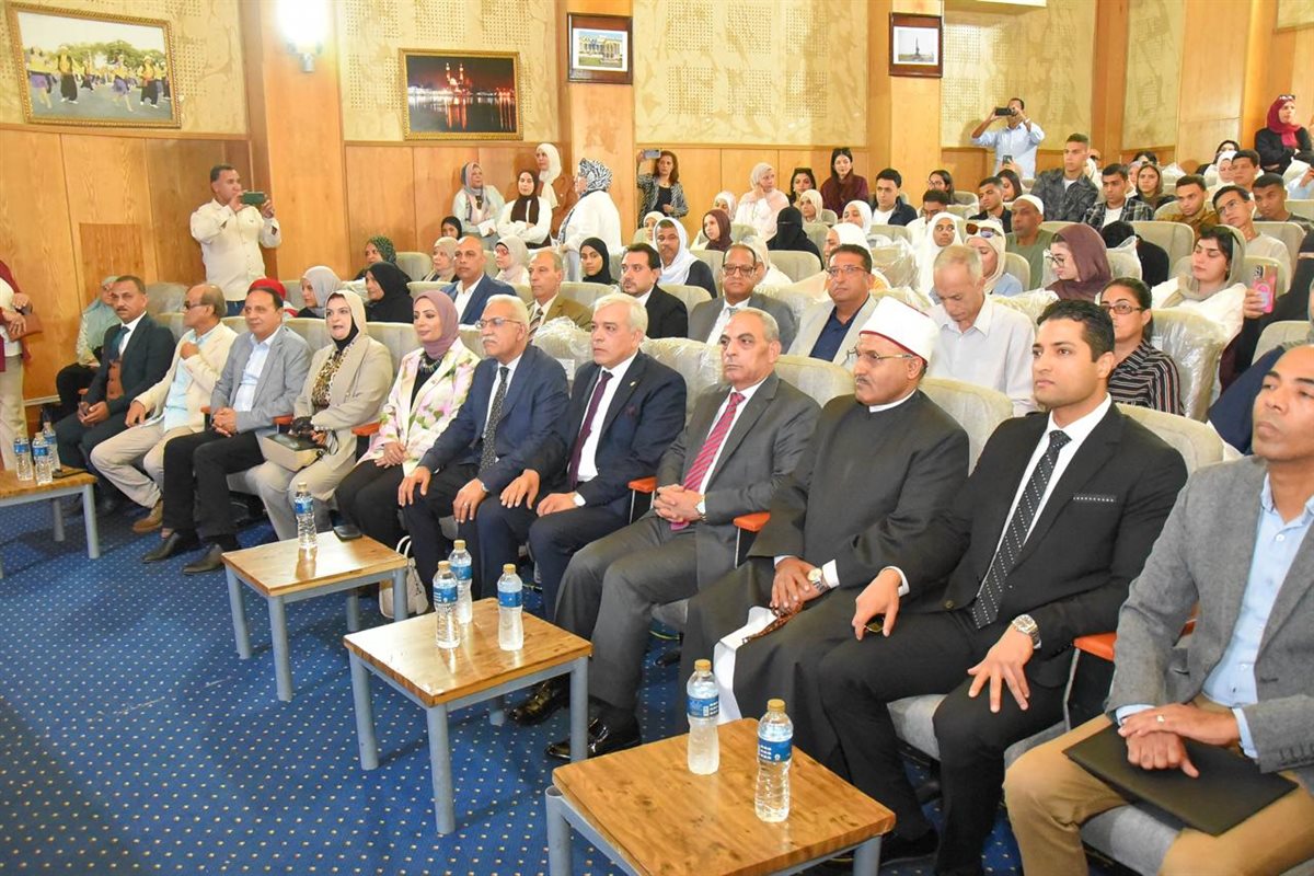 جانب من الاحتفالية والتكريم،فيتو