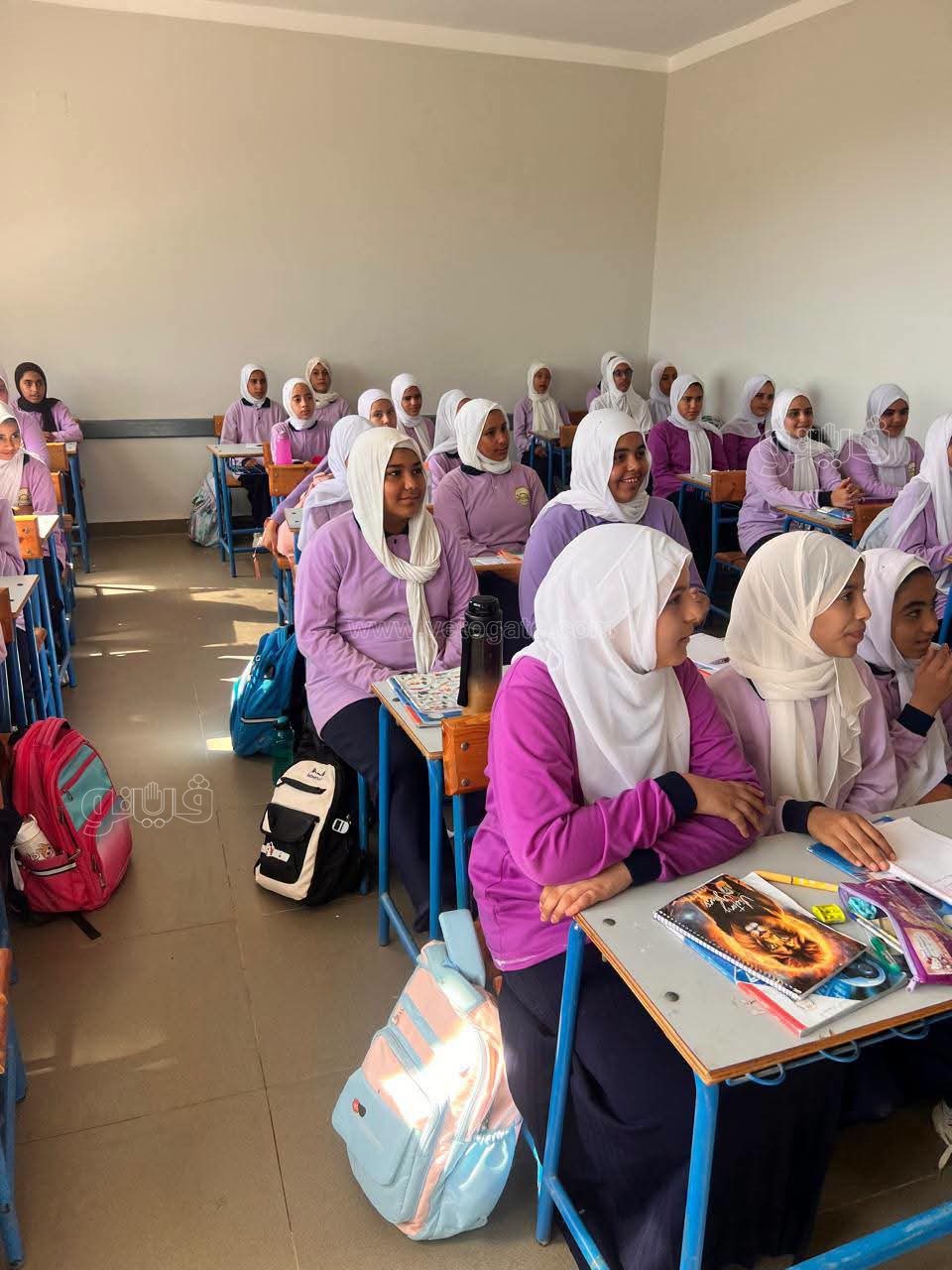 مدير تعليم مطروح يفاجئ مدارس سيدي عبدالرحمن بزيارة لمتابعة انتظام الدراسة