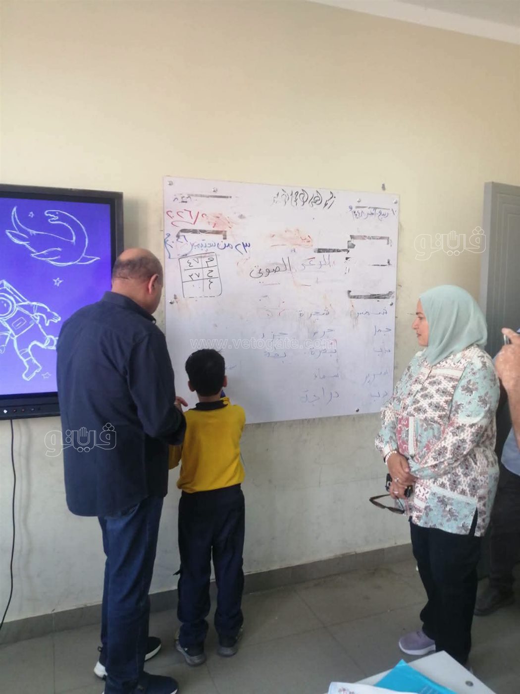 مدير تعليم مطروح يفاجئ مدارس سيدي عبدالرحمن بزيارة لمتابعة انتظام الدراسة