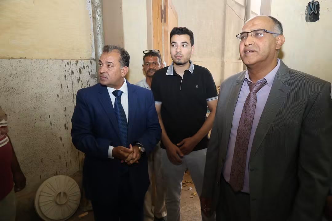 رئيس جامعة قنا يتفقد وحدة الرنين المغناطيسي