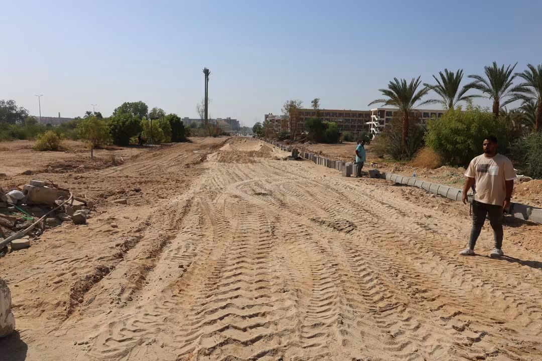 إنشاء محور جديد داخل الحرم الجامعي في قنا