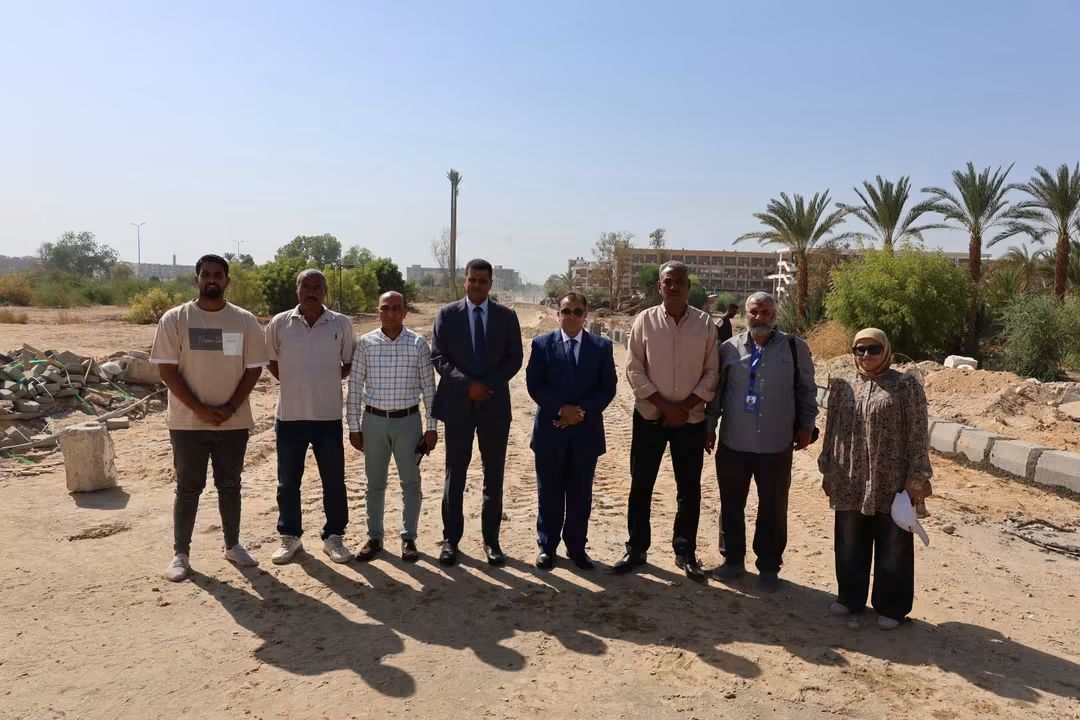 إنشاء محور جديد داخل الحرم الجامعي في قنا