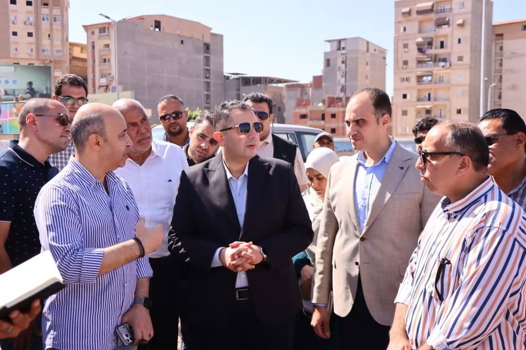 محافظ دمياط يتفقد مشروع تطوير كورنيش النيل