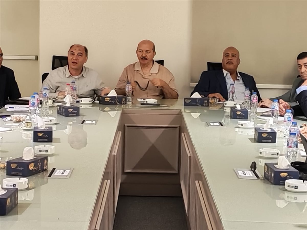 اجتماع ممثلي مصانع الدرفلة وقطاعَي الصناعات الهندسية والمعدنية