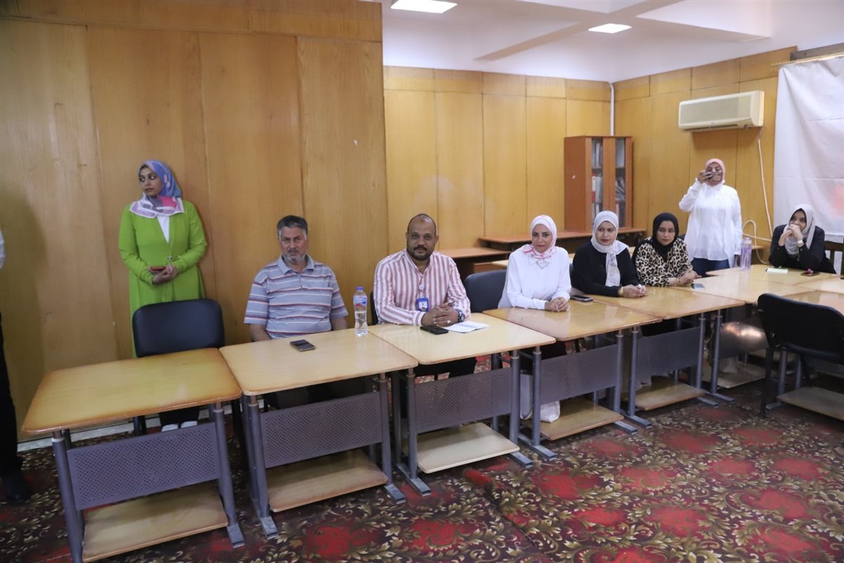 رئيس جامعة قنا يشهد برنامجين تدريبيين لتطوير منظومة المشتريات الحكومية وتأهيل الكوادر الإدارية والمالية