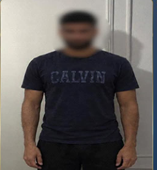 طالب يتهم والده بتعاطي المخدرات على السوشيال