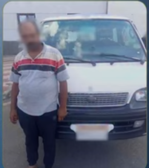 ضبط سائق ميكروباص بدمياط 