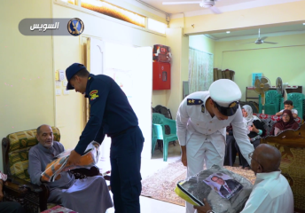 في اليوم العالمي لكبار السن، الداخلية تنظم زيارات واحتفالات للمسنين وتقدم هدايا وأجهزة طبية