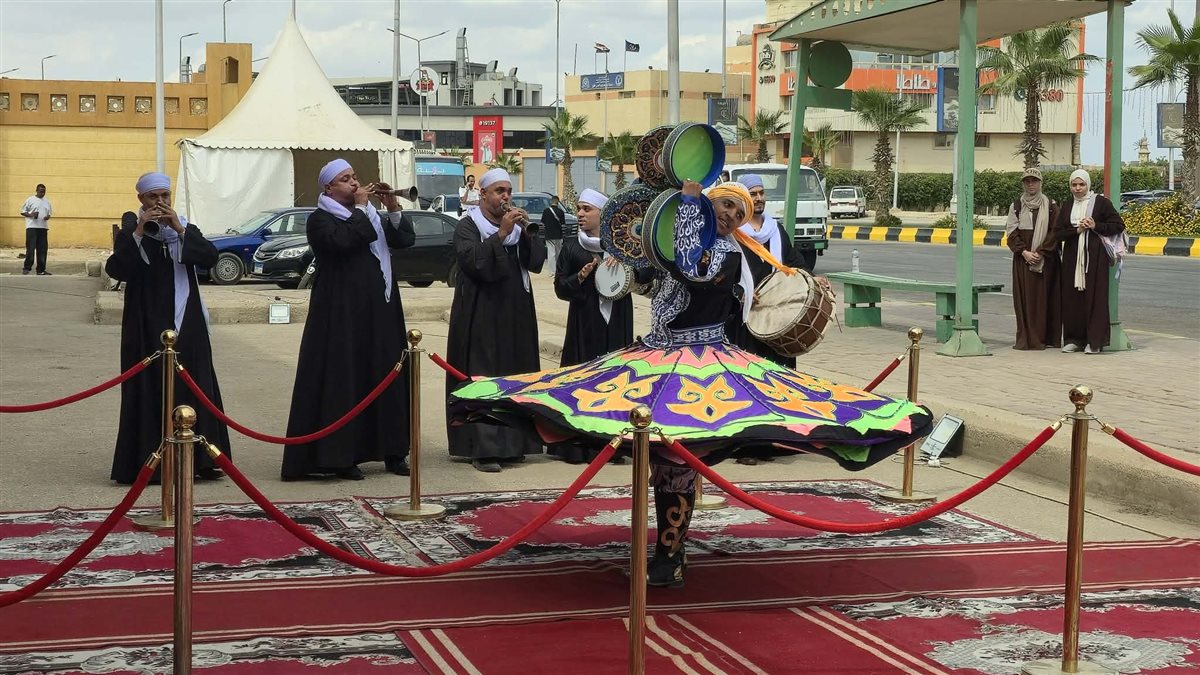 بالطبل والمزمار، افتتاح معرض زايد للكتاب بدورته الـ 12 (صور)
