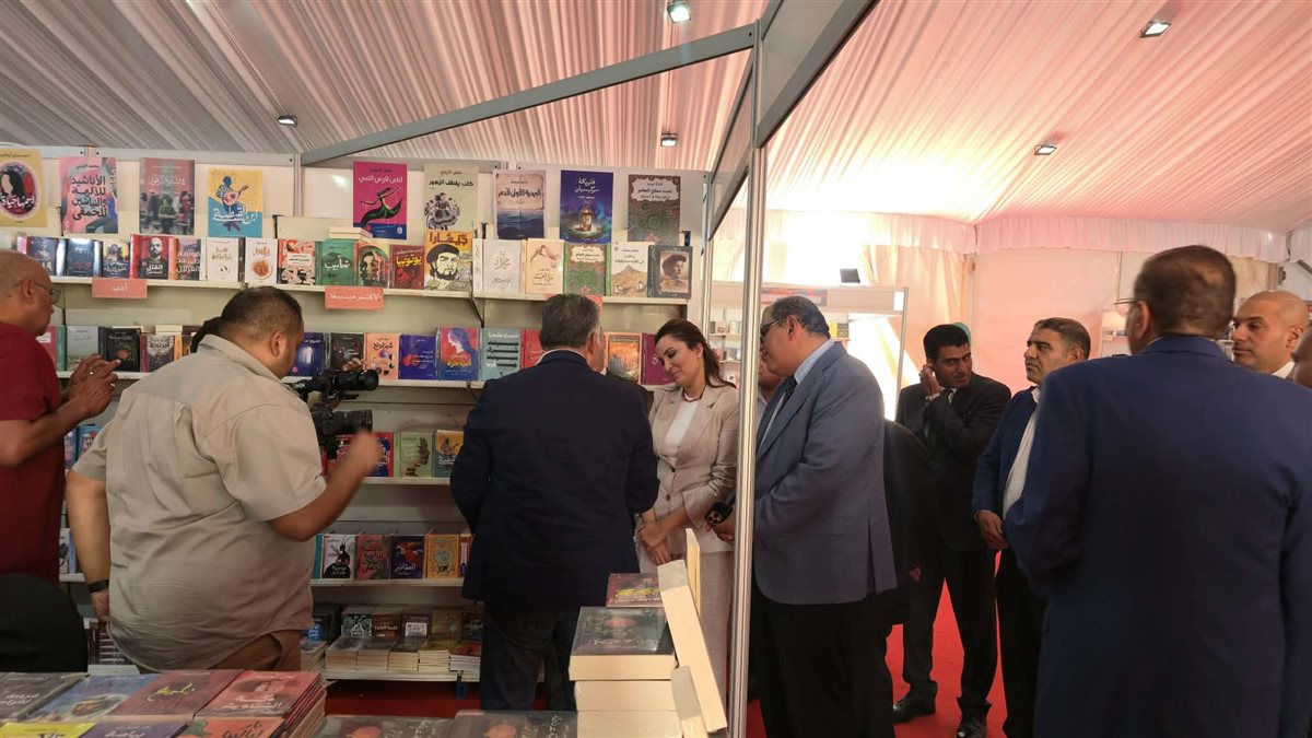 بالطبل والمزمار، افتتاح معرض زايد للكتاب بدورته الـ 12 (صور)