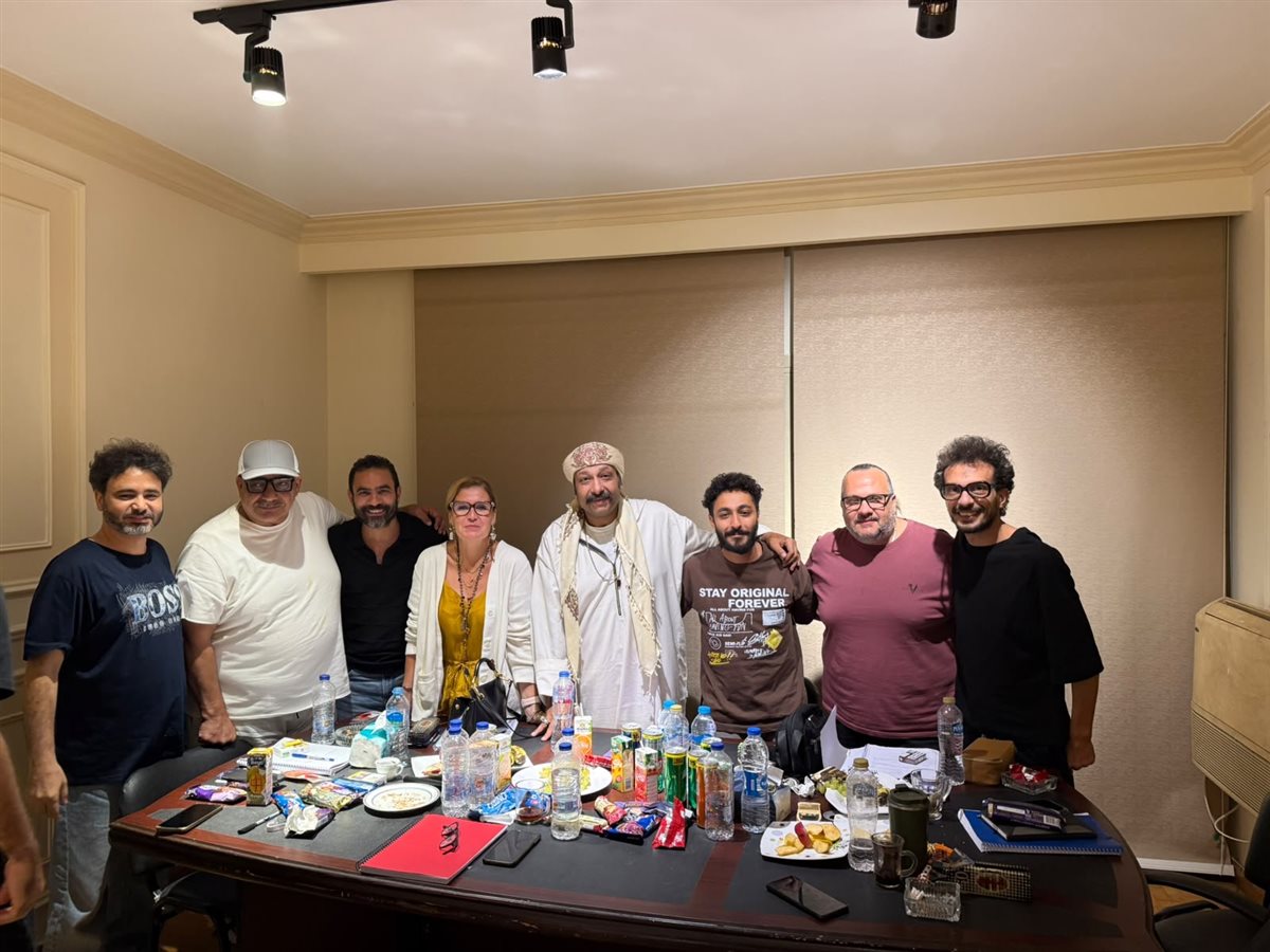 انضمام انتصار وهنا شيحة، استئناف تصوير فيلم «ورا الكنبة» في هذا الموعد