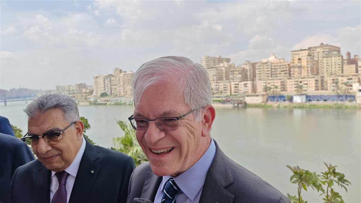 سيلفرمان من المنصورة: الركن الأمريكي مساحة جديدة للتواصل مع الشباب والطلاب