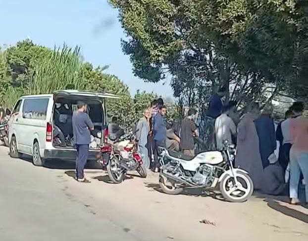 مصرع شابين من عائلة واحدة إثر انقلاب سيارة في بحر العباسي بالغربية