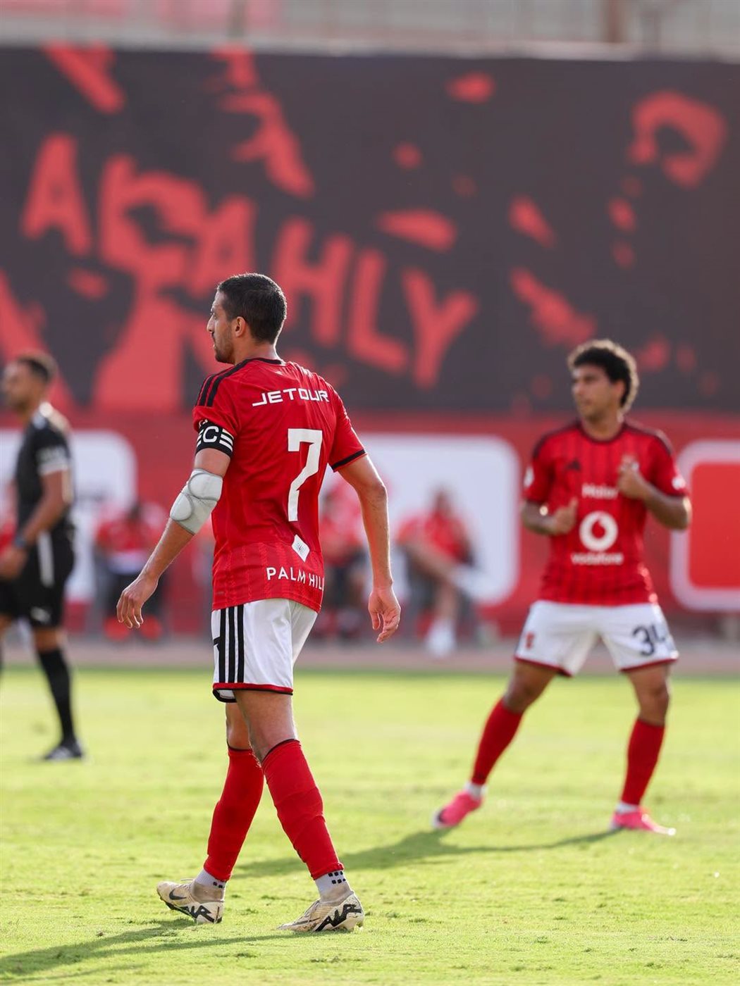 بمشاركة الشناوي، لقطات من ودية الأهلي ومصر المقاصة