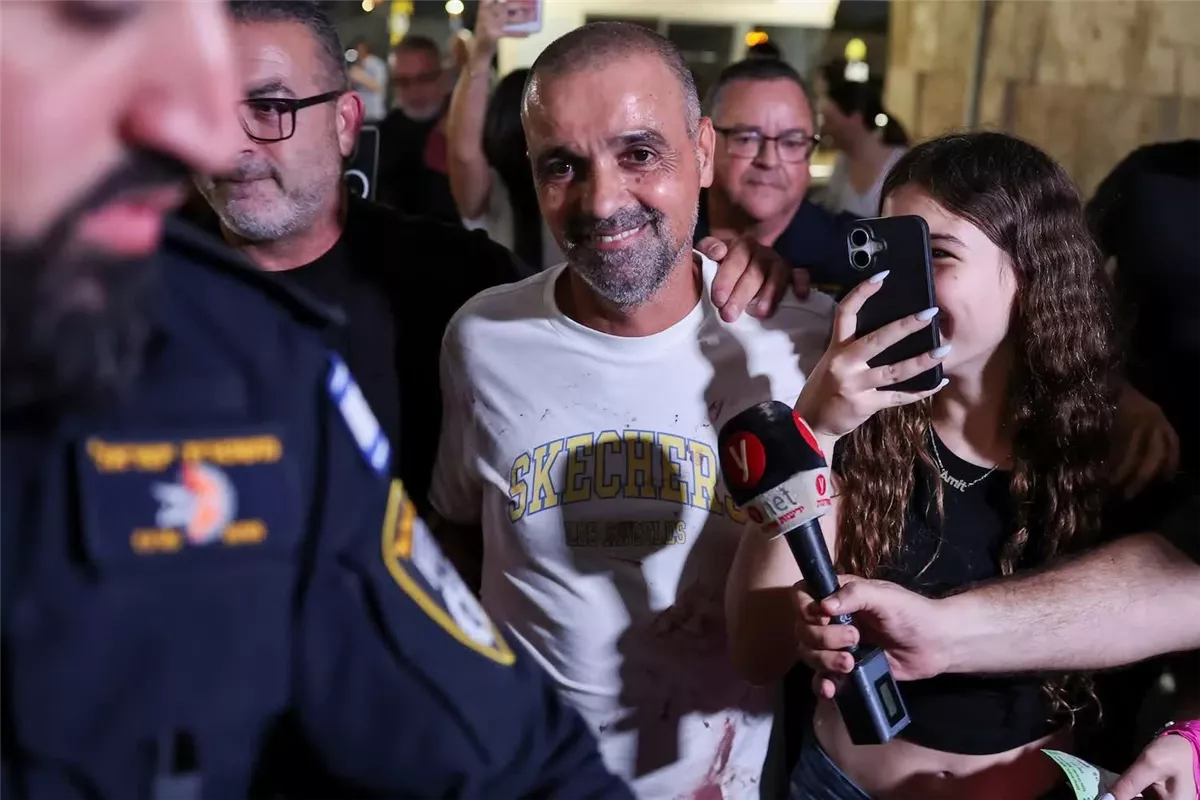 يانيف هايون السباك الإسرائيلي الذي يقال إنه ساعد في السيطرة على الطائرة