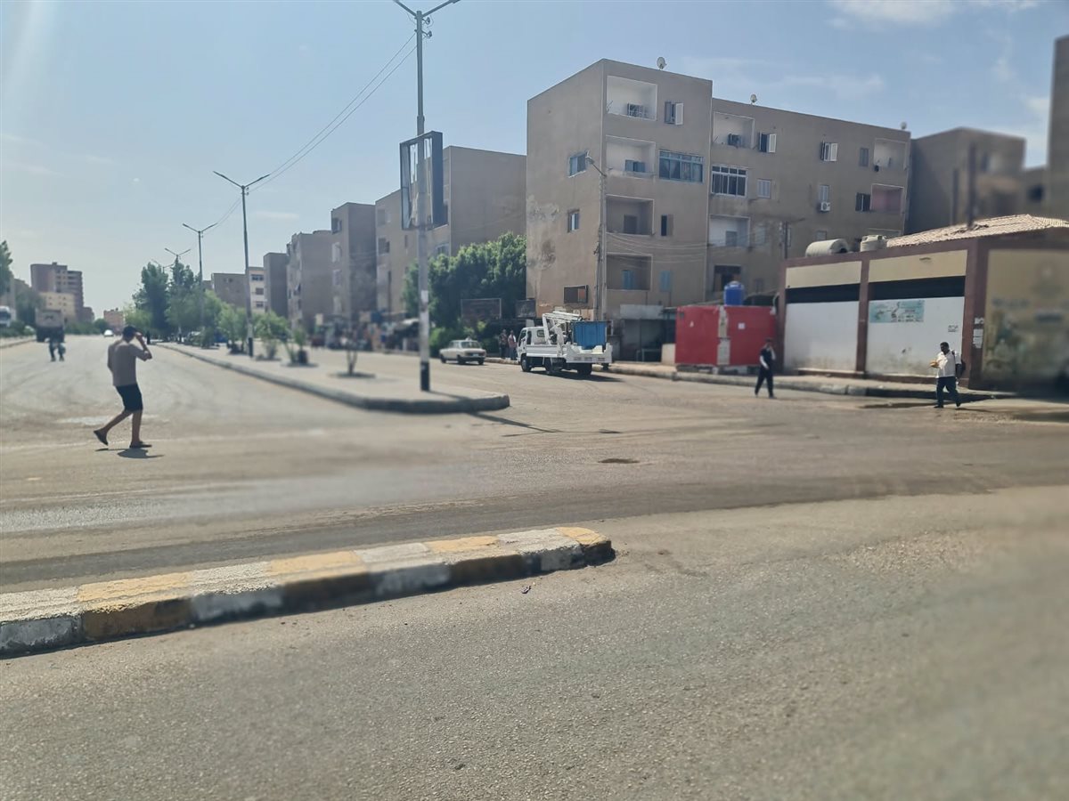 إصلاح الكسر والتعامل مع مصدر تسريب المياه على الفور