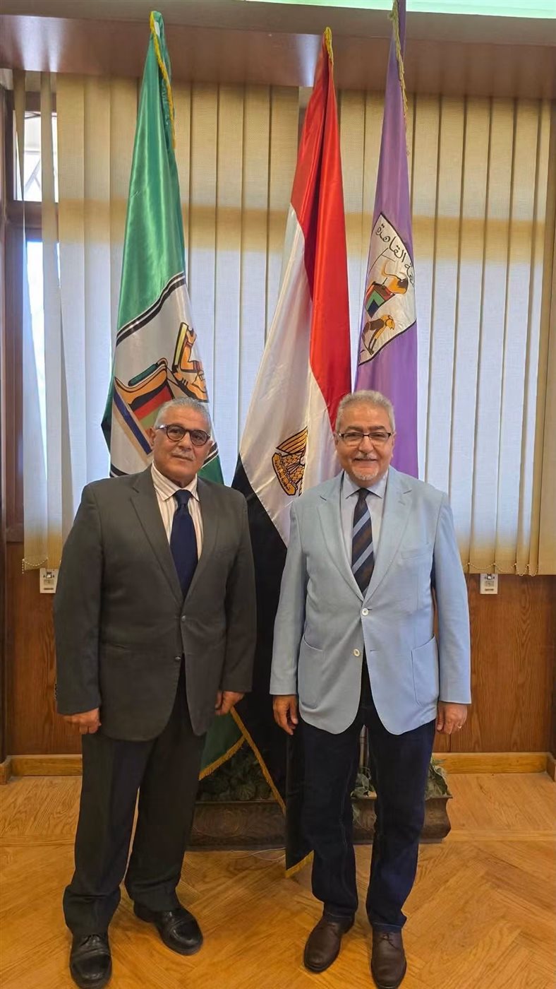 بيطري القاهرة تختتم برنامجا تدريبيا متخصصا في سلوك وتدريب الكلاب (صور)