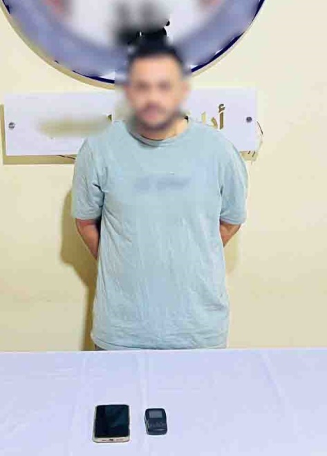 موظف بنك وهمي و4 شرائح هاتف.. قصة سقوط نصاب بطاقات الدفع الإلكتروني في المنيا