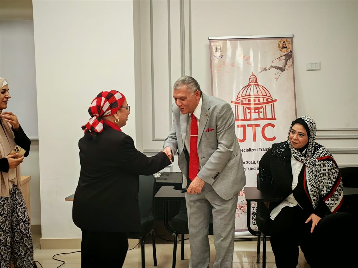 رئيس جامعة القاهرة: البرامج الدولية أحد المسارات المهمة لتطوير العملية التعليمية
