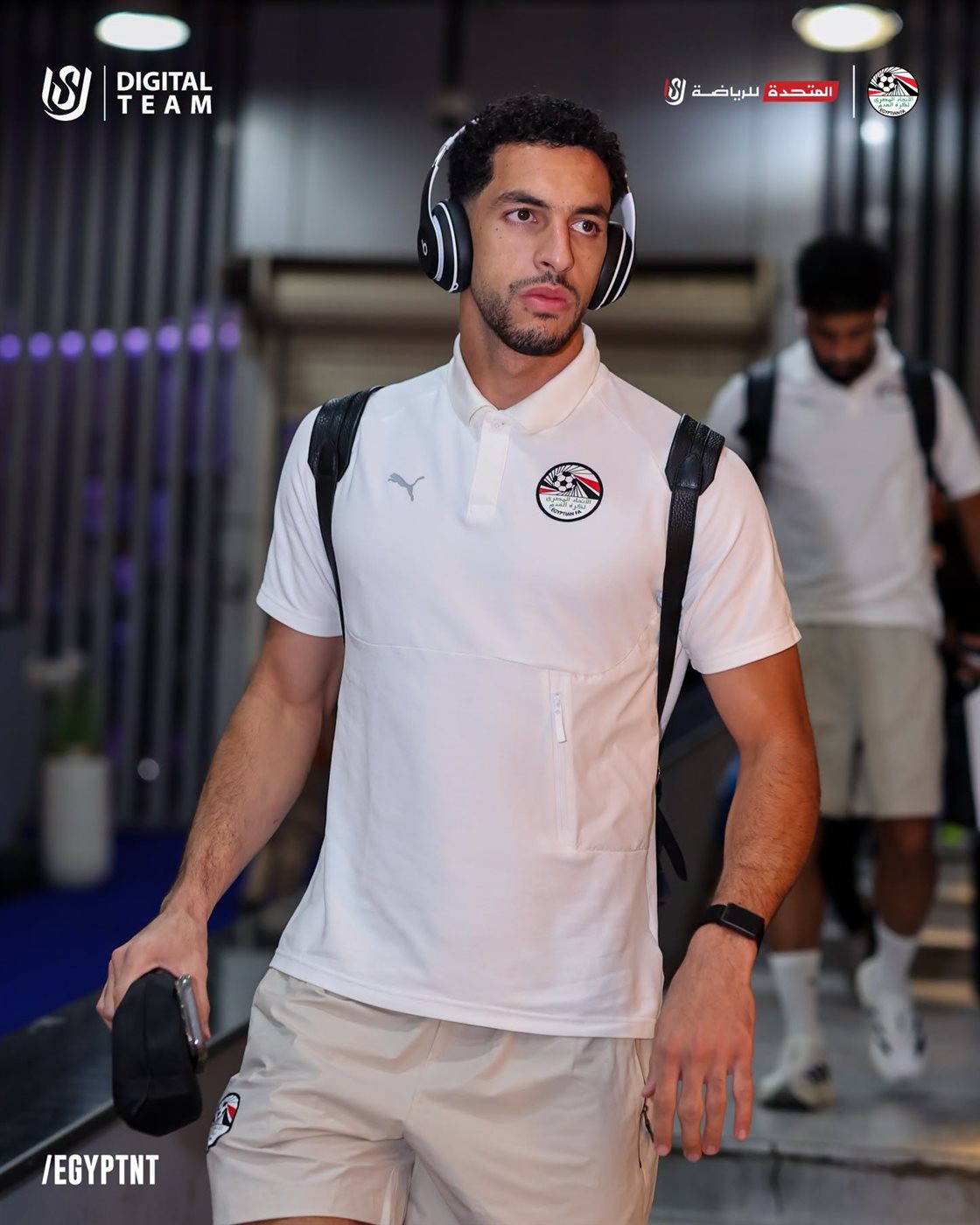 لقطات من وصول لاعبي منتخب مصر إلي ستاد القاهرة لمواجهة جنوب أفريقيا