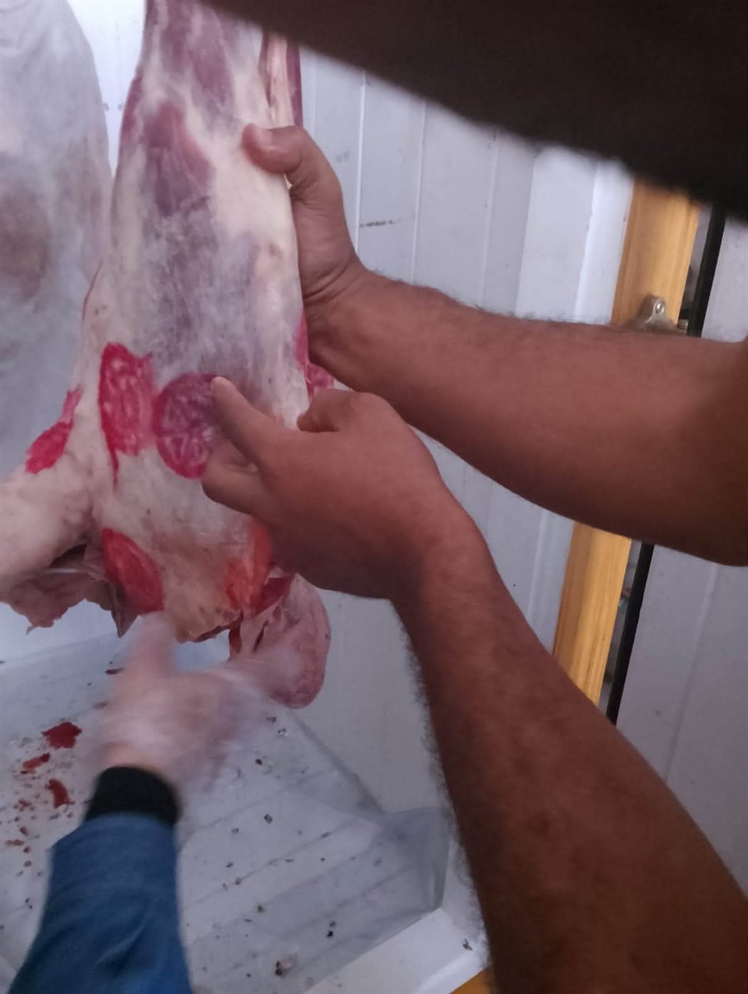 ضبط 24 كيلو منتجات غير صالحة للاستهلاك