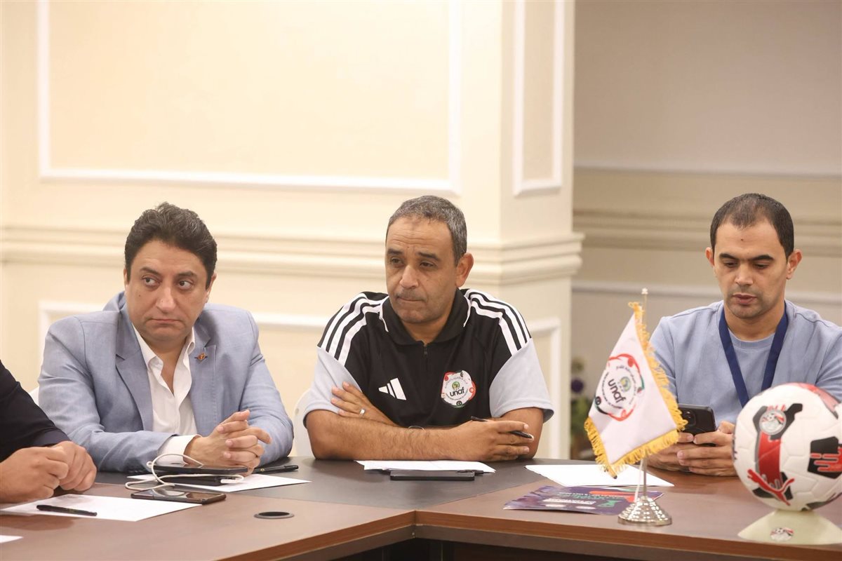 منتخب الشباب بـ"القميص الأحمر" والجزائر بـ"الأخضر" في تصفيات شمال أفريقيا غدًا