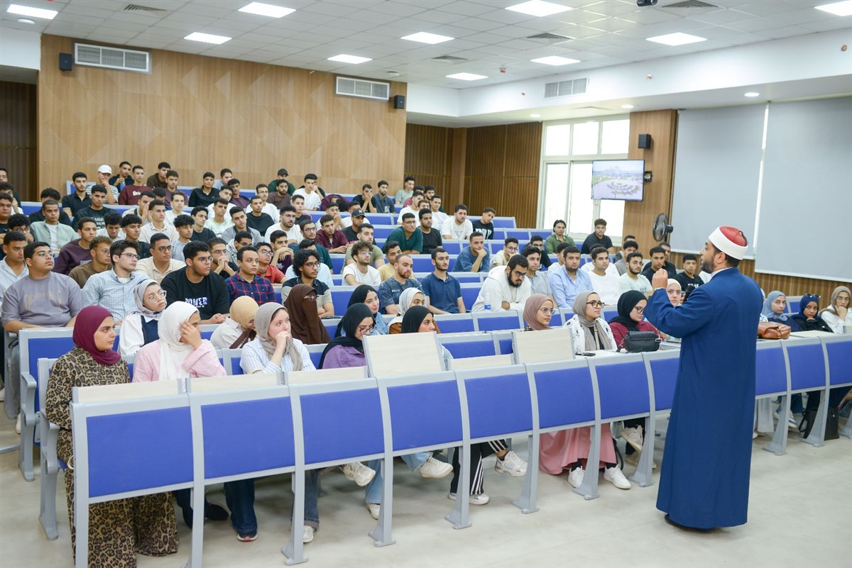 جامعة المنصورة الأهلية تنظم محاضرة لتعزيز الثقة بالنفس لدى الطلاب عن نصر أكتوبر