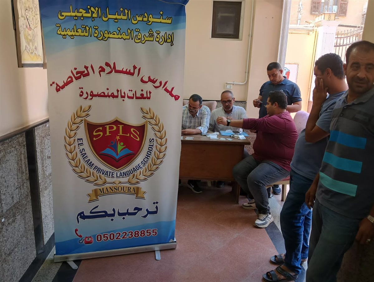 محافظ الدقهلية يتابع حملة مفاجئة للكشف عن تعاطي المخدرات بين سائقي الحافلات المدرسية