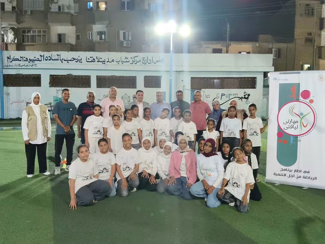 وكيل وزارة الرياضة يتابع مشروعي «لياقتي مهارتي» ومراكز اللياقة البدنية بمركز شباب قنا (صور)