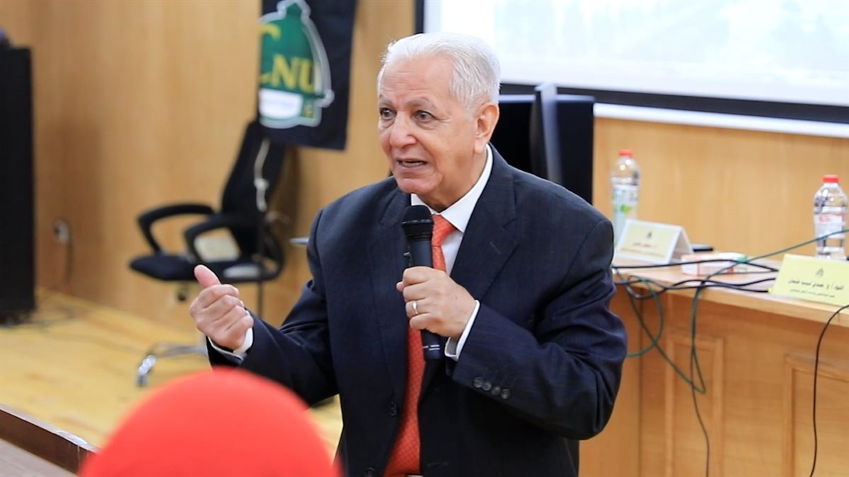 جامعة القاهرة الأهلية تحتفي بذكرى نصر أكتوبر بندوة تثقيفية حول بطولات الجيش المصري