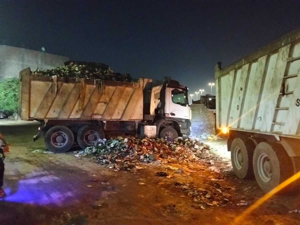 رفع 200 طن مخلفات أسفل دائري صفط اللبن
