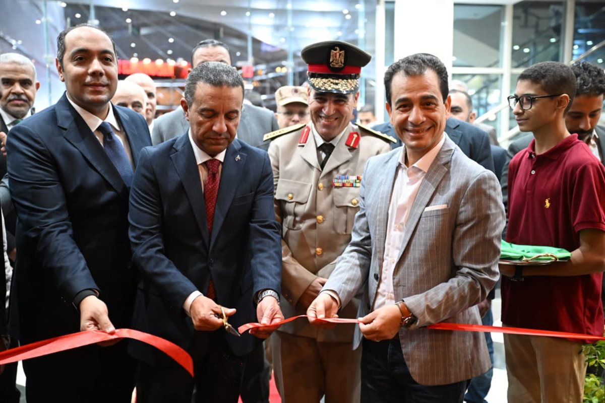 محافظ المنوفية ورئيس قصور الثقافة يشهدان احتفالات نصر أكتوبر