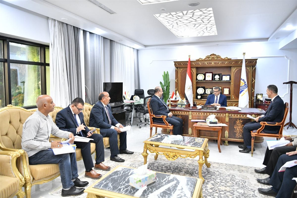 محافظ قنا يوافق على مشروعات استثمارية جديدة بالمنطقة الحرة بقفط