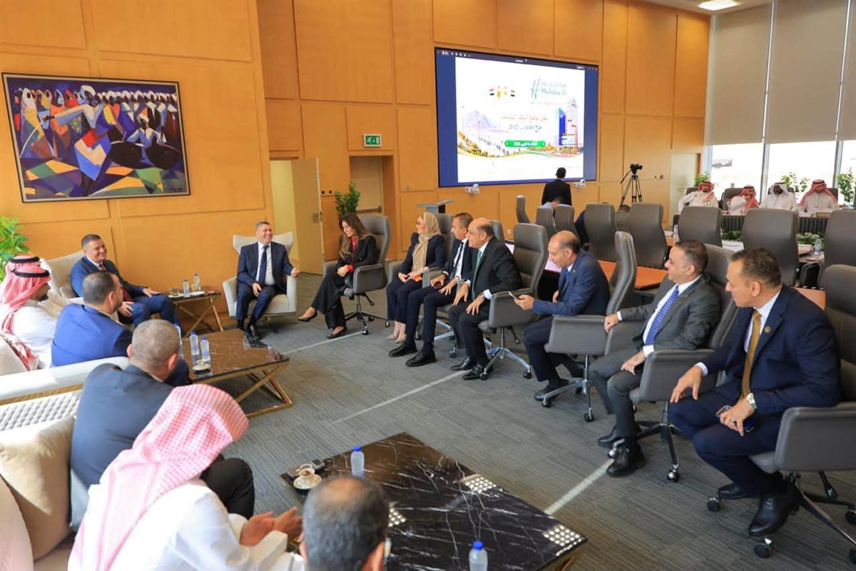 وزيرة التضامن تشهد توقيع بروتوكول "الباقة الشاملة" استعدادًا لموسم الحج