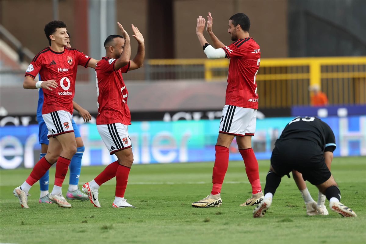 الأهلي وبترول أسيوط