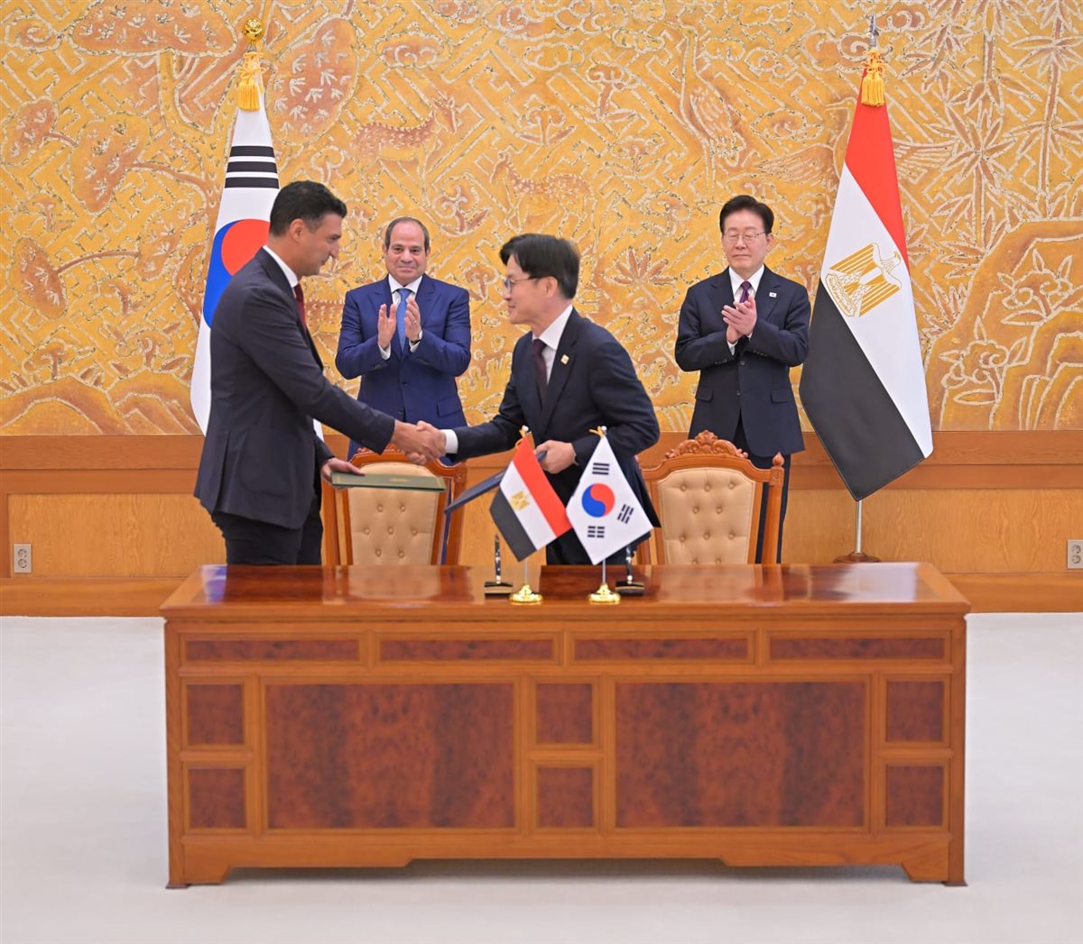 20 صورة ترصد نشاط الرئيس السيسي في كوريا الجنوبية