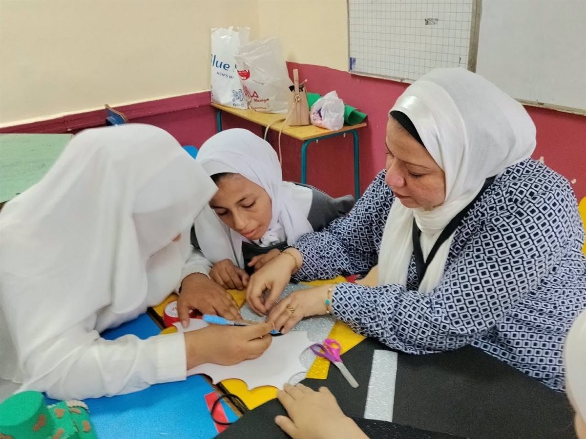 متحف كوم أوشيم بالفيوم ينظم ورشة فنية للطلاب ذوي الاحتياجات الخاصة
