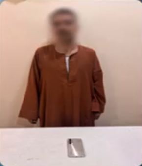سقوط عاطل استولى على هاتف وأموال سيدة في قنا