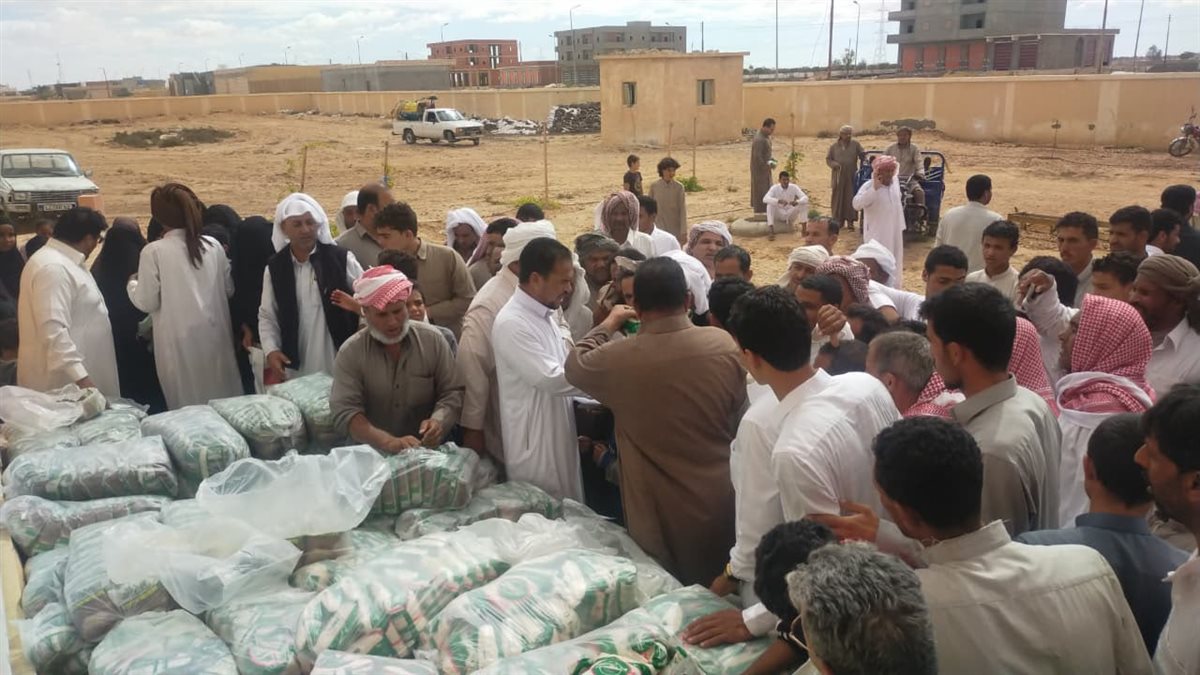 الزراعة تطلق قافلة غذائية مجانية لدعم أهالي السلوم والنجيلة وسيدي براني (صور)