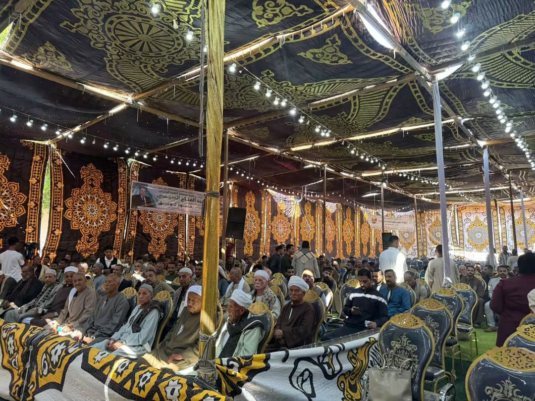 بعد 16 عاما، 4 أكفان تنهي خصومة ثأرية في البداري بأسيوط (فيديو)