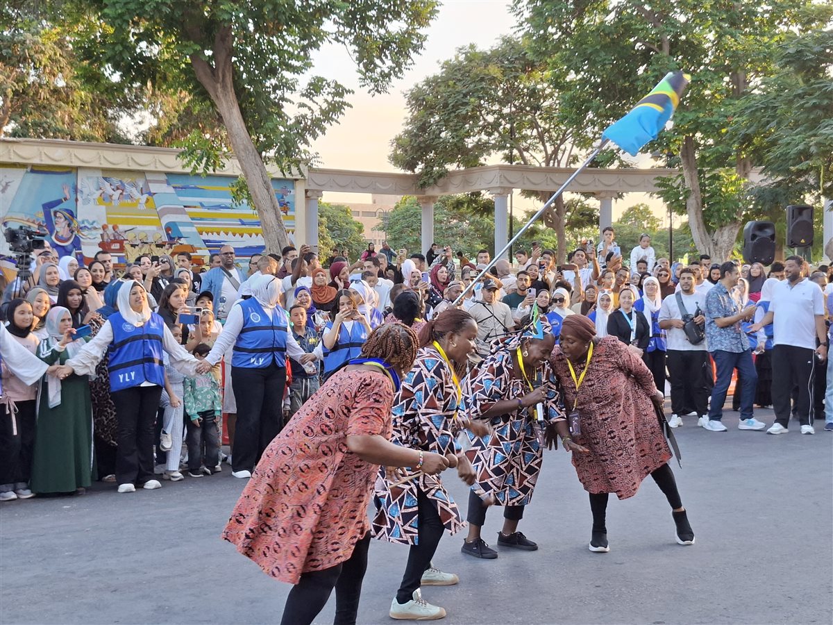 جانب من فاعليات ديفلية مهرجان الإسماعيلية للفنون الشعبية