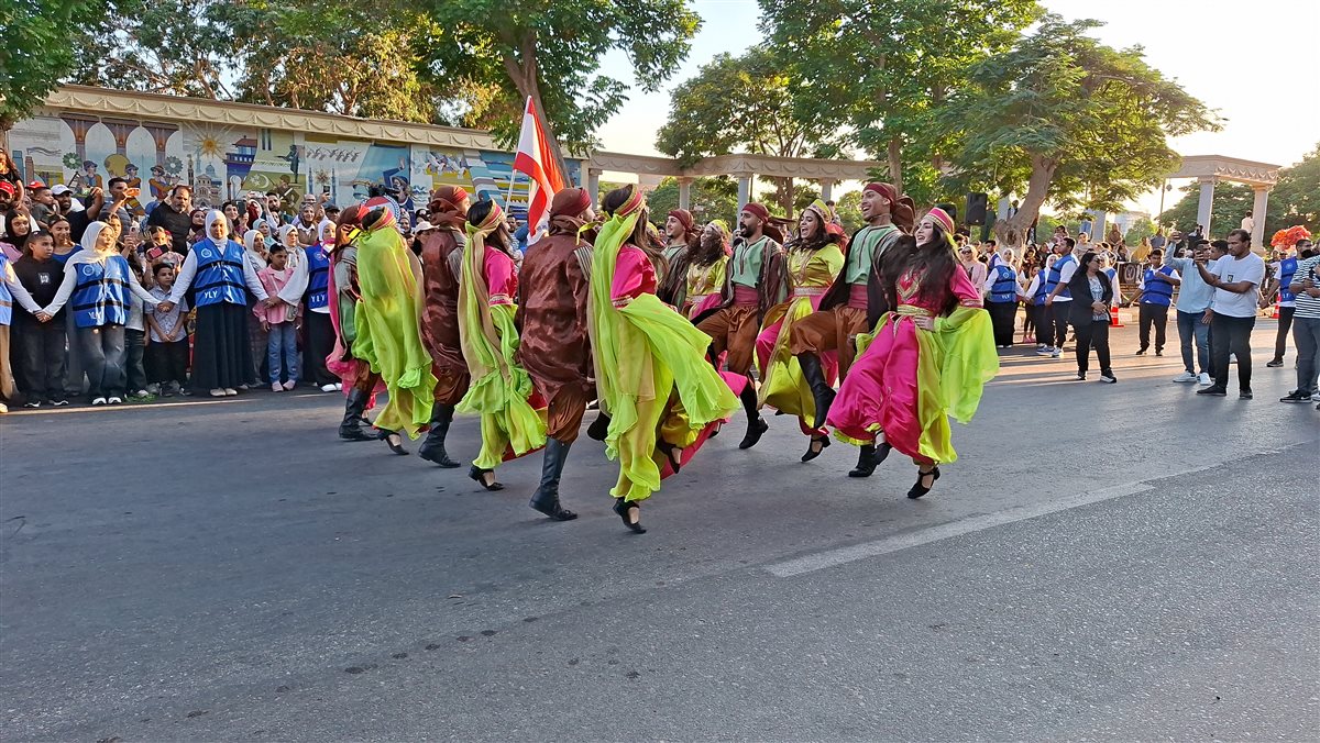 جانب من فاعليات ديفلية مهرجان الإسماعيلية للفنون الشعبية