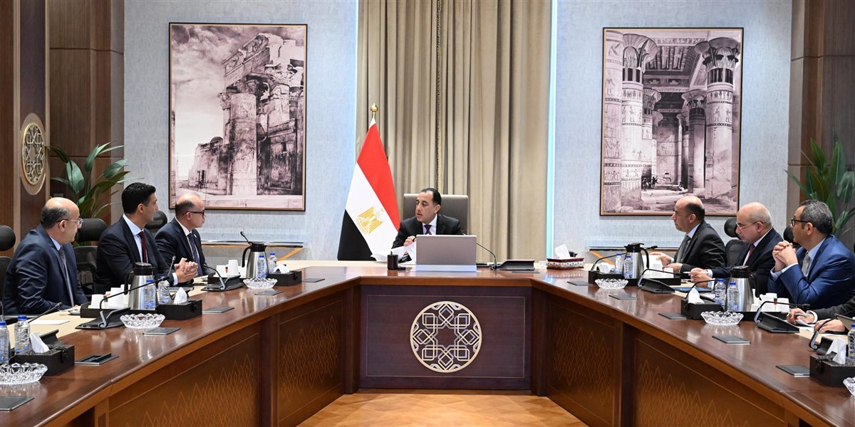 قبل منتدى مصر 2026.. مدبولي يناقش تحديات المستثمرين ومستقبل الصناعة في مصر